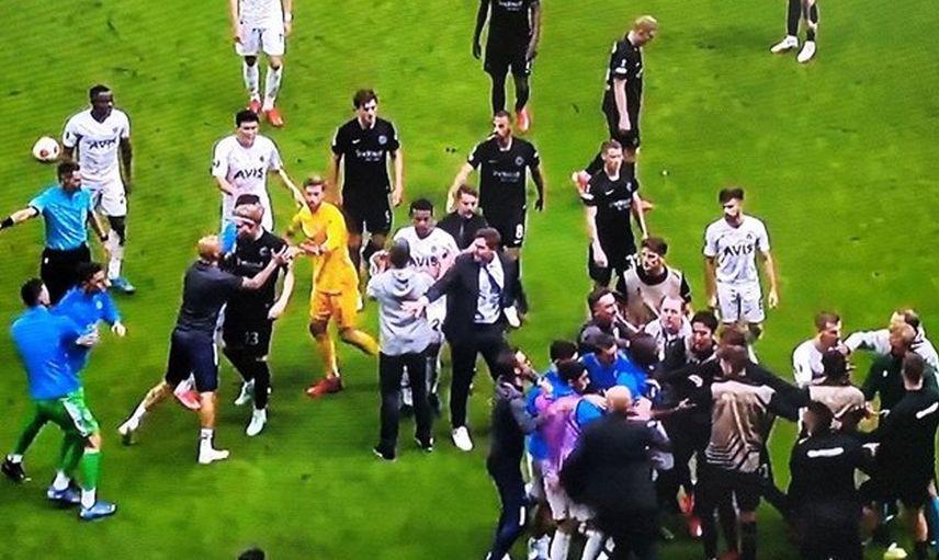 Eintracht Frankfurt - Fenerbahçe Maçında, Osayi Samuel'e Yapılan Faul Sonrası Gerilim Yükseldi!