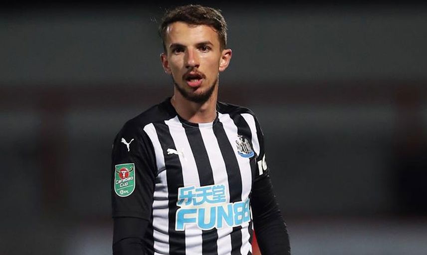 Newcastle takımında yetişti