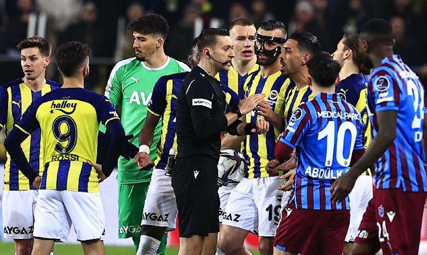 Ahmet Çakar, Fenerbahçe - Trabzonsopr derbisinin hakeminin değiştirildiğini itiraf etti!
