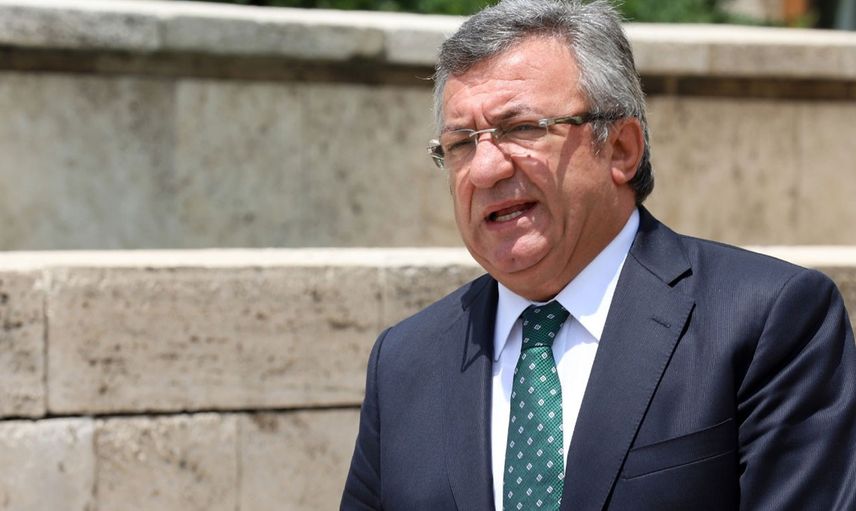 AK Parti Grup Başkan Vekili Özlem Zengin ile türkü söylediği videosu gündem olan CHP’li Engin Altay’ın skandal açıklamaları