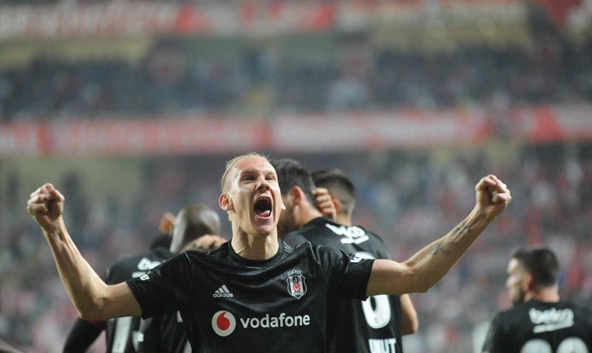 Al İttihat ve El İttifak, Domagoj Vida'yı Transfer Etmek İstiyor!