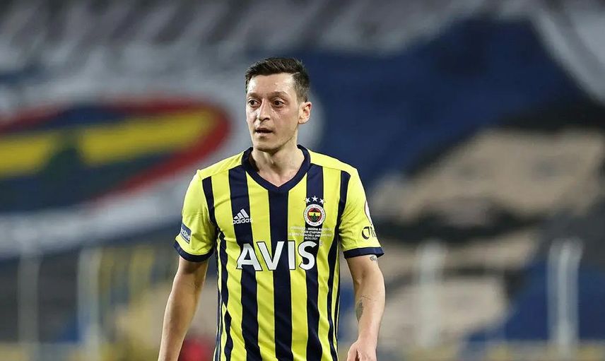 Fenerbahçe'de Mesut Özil, Vitor Pereira İle Toplantı Yaptı!