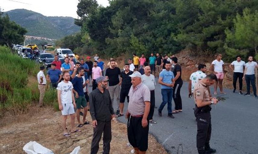 Alanya'da Çıkan Yangını, Ormanda Nöbet Tutan Gençler Önledi