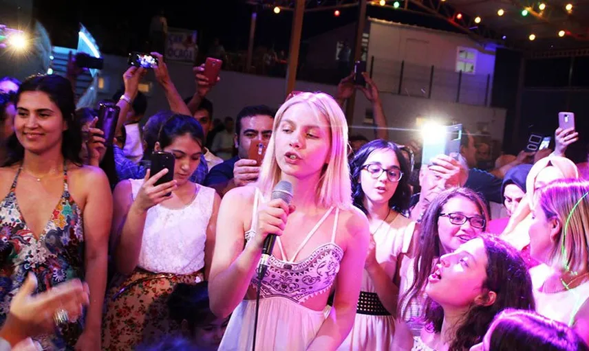 Aleyna Tilki Sosyal Medya Hesabında Öyle Bir Şey Paylaştı ki!