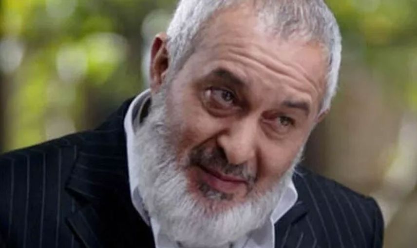 Ali Sürmeli'nin cenazede zor anları! Acıya daha fazla dayanamadı sevenleri yıkıldı