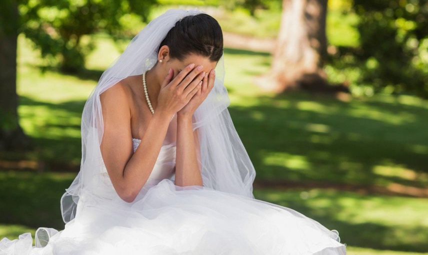 Allah kocanın hayırlısını ve akıllısını versin! Damat herkesin içinde öyle bir sebep için geline vurdu ki, davetliler şok geçirdi