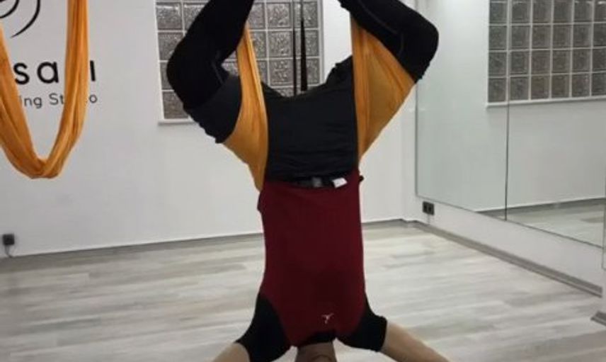 Alper Saldıran Yerçekimsiz Yoga Yaptı