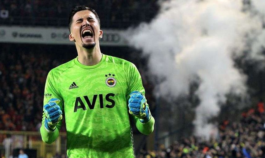 Altay Bayındır Tottenham Hotspur Yolcusu!
