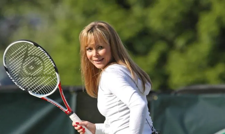 Amanda Holden Tenis Oynarken Gazetecilere Verdiği Pozla Olay Oldu