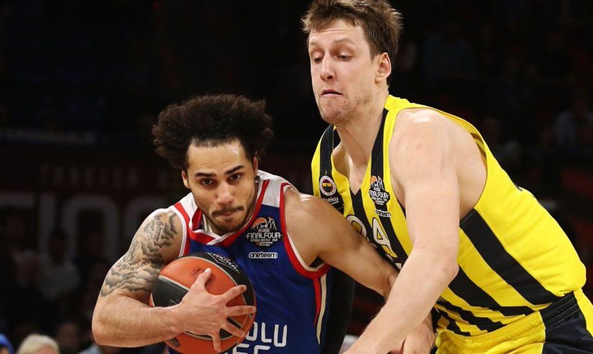 Anadolu Efes'in yıldızı Shane Larkin'in ismi transferde Fenerbahçe Beko ile geçiyor!