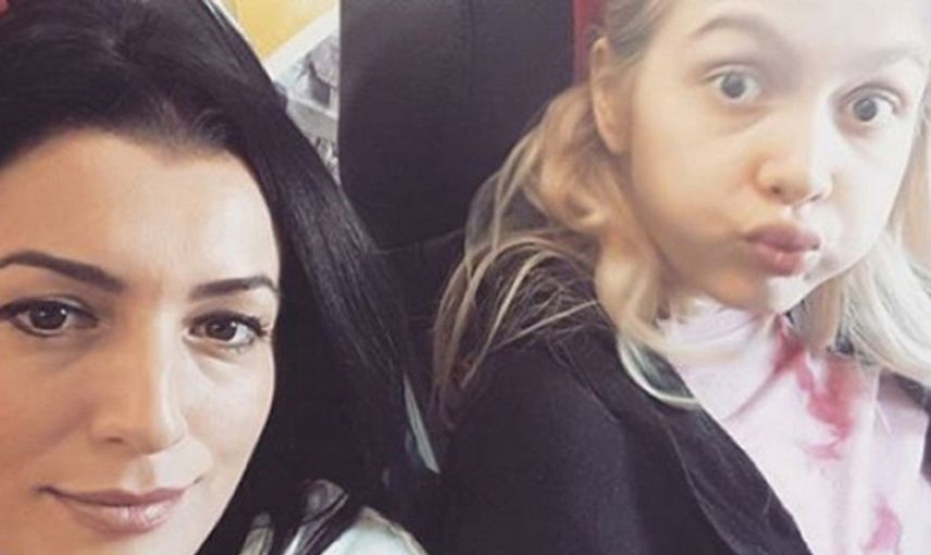 Annesiyle Fotoğraf Paylaşan Ünlüler