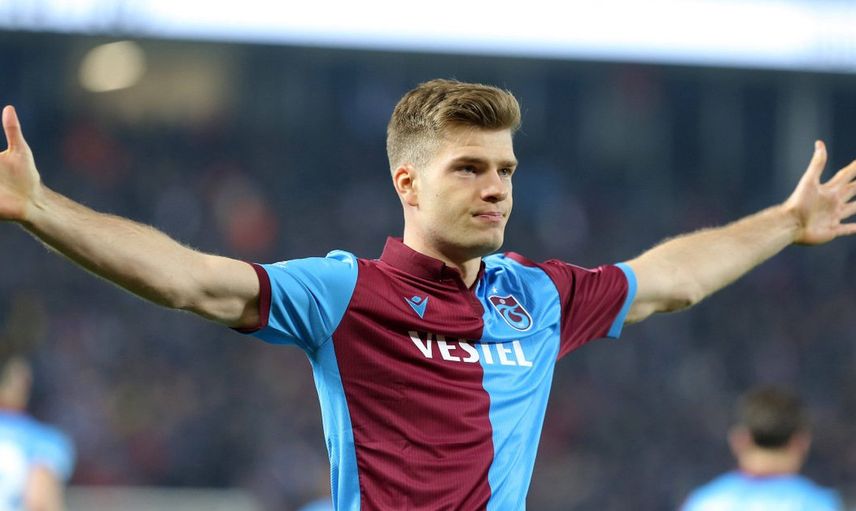 Roma Alexander Sörloth'u Kadrosuna Katmak İstiyor!