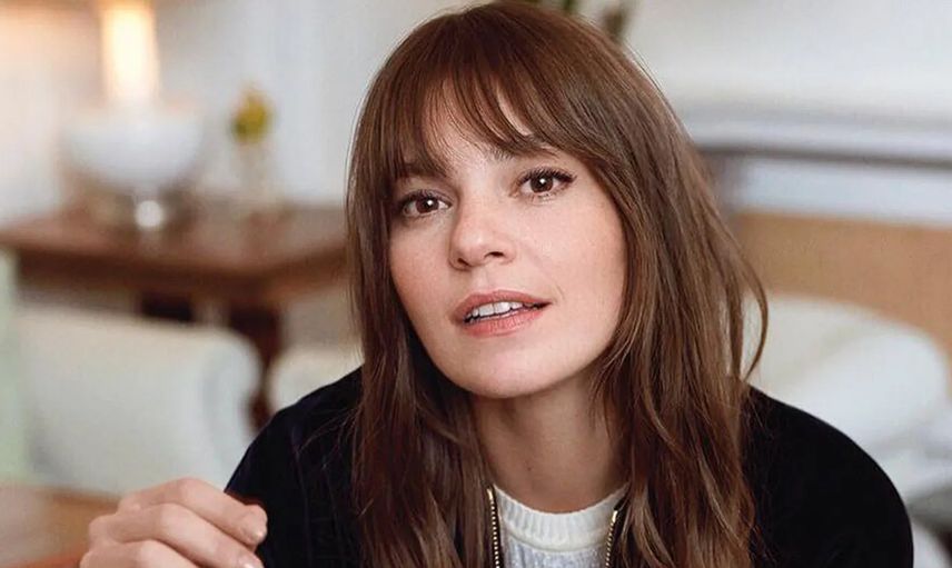 Aslı Enver tatil sezonunu açtı! Sahilde bikinisi ile sere serpe verdiği pozlar ağızları açık bıraktı