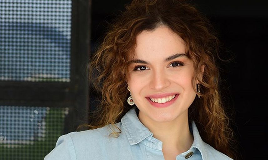 Aslı Bekiroğlu Fotoğrafları - Aslı Bekiroğlu Resimleri