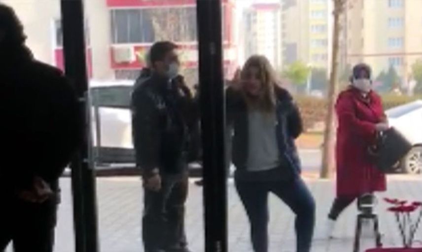 Kahramanmaraş'ta Maske Takmadığı İçin Polise Saldıran Kadın Yine Olay Çıkarttı!