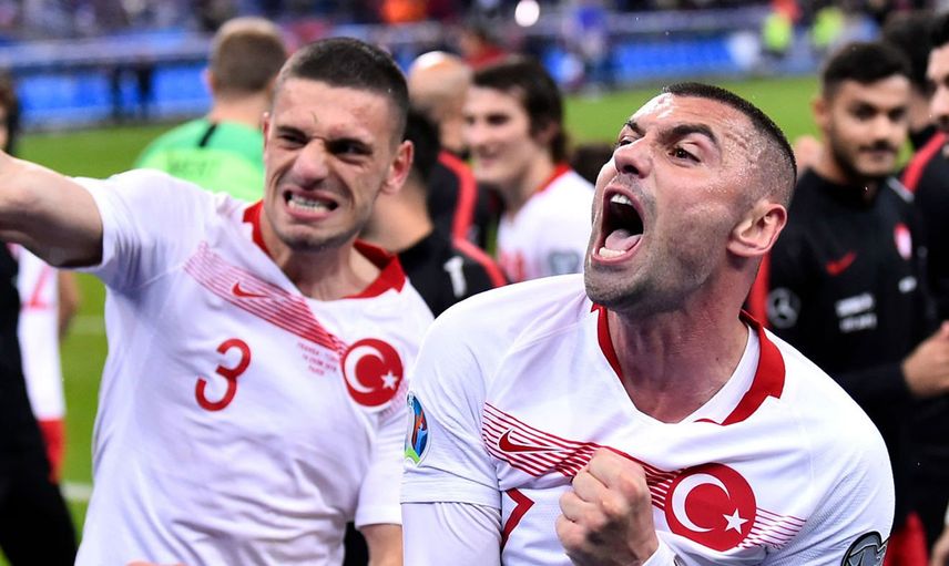 Atalanta, A Milli Takım'ın yıldız futbolcusu Merih Demiral'ı transfer ettiğini duyurdu!