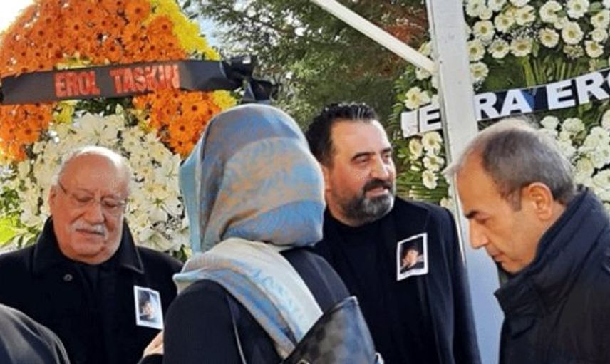 Müge Anlı, Rahmi Özkan'ın torununun kanserden hayatını kaybettiğini açıkladı