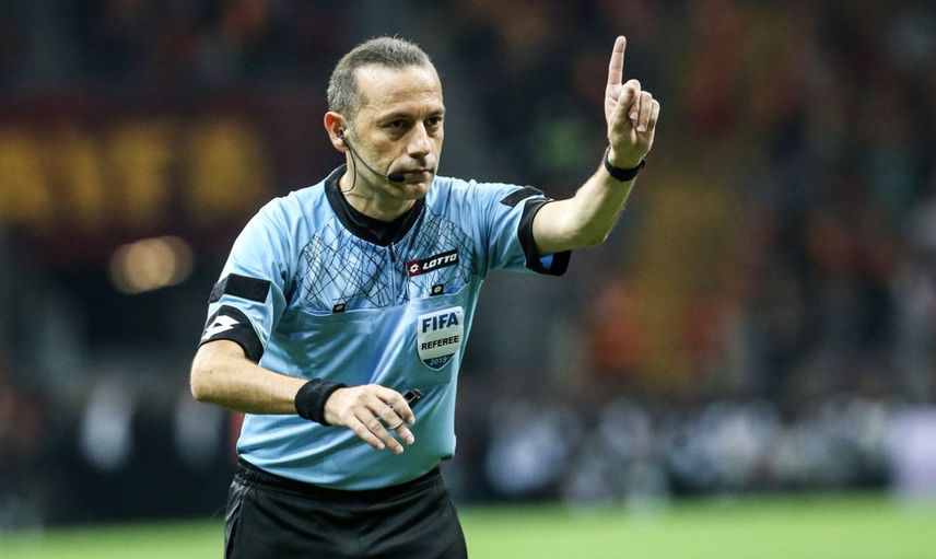 Ne zaman hakem olmuştur?