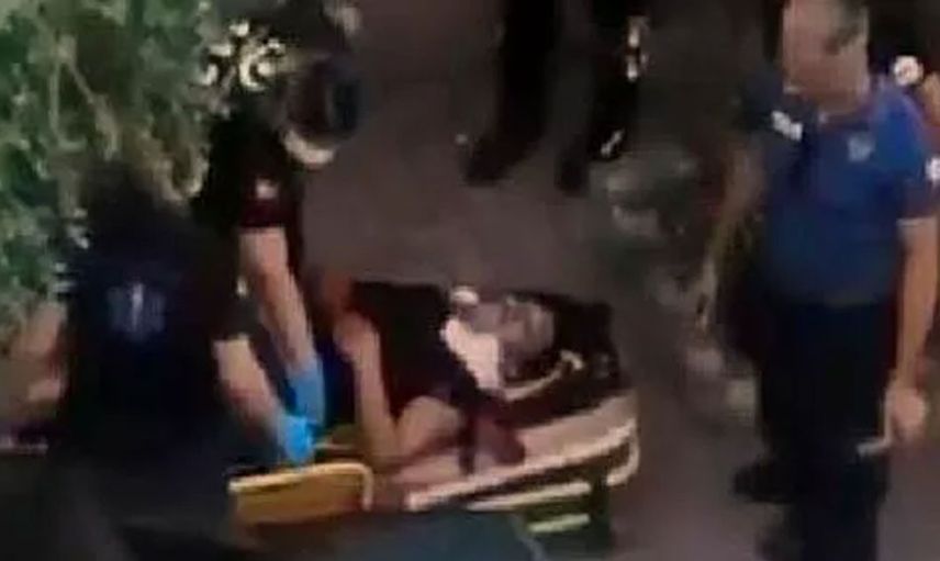 Antalya'da sevgilisinin boğazını kesitken sonra başında bekledi sokağın ortasındaki olay kamera kayıtlarına yansıdı!