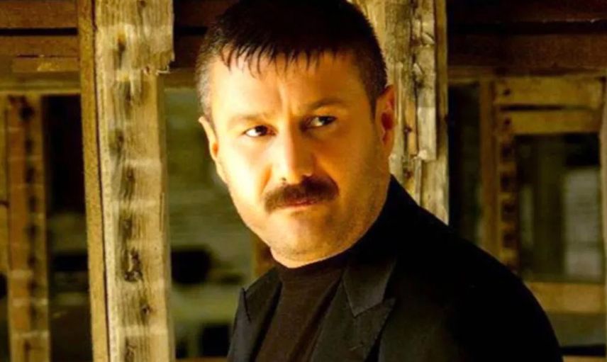 Azer Bülbül Kimdir?