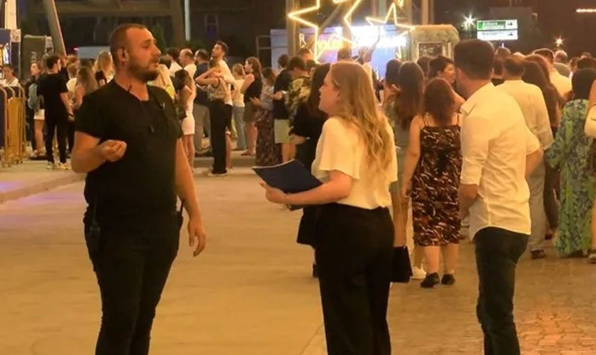 Sertep Erener'in konserine polis baskını ünlü şarkıcı neye uğradığını şaşırdı her şey bir anda oldu!
