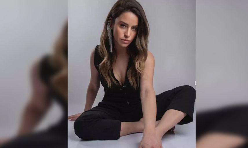 Estetikle kendini baştan yaratan oyuncu Büşra Pekin, o ünlü şarkıcıyla aşk mı yaşıyor?
