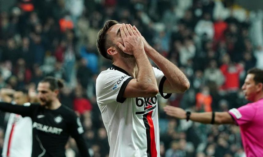 Tümer Metin'den Beşiktaş'ın Oynadığı Oyuna Eleştiri!