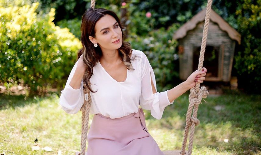 Birce Akalay ile Erdem Hamza Çifti Bodrum'da Görüntülendi