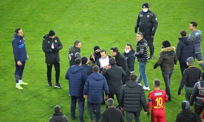 Yeni Malatyaspor - Kayserispor Maçı Sonrası Sadık Çiftpınar'dan Hakemlere Olay Sözler!