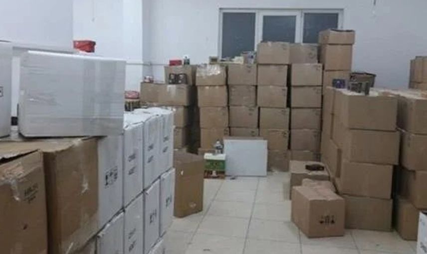 Bağcılar’da kaçak cinsel içerikli ürünler üretilen depoya baskın