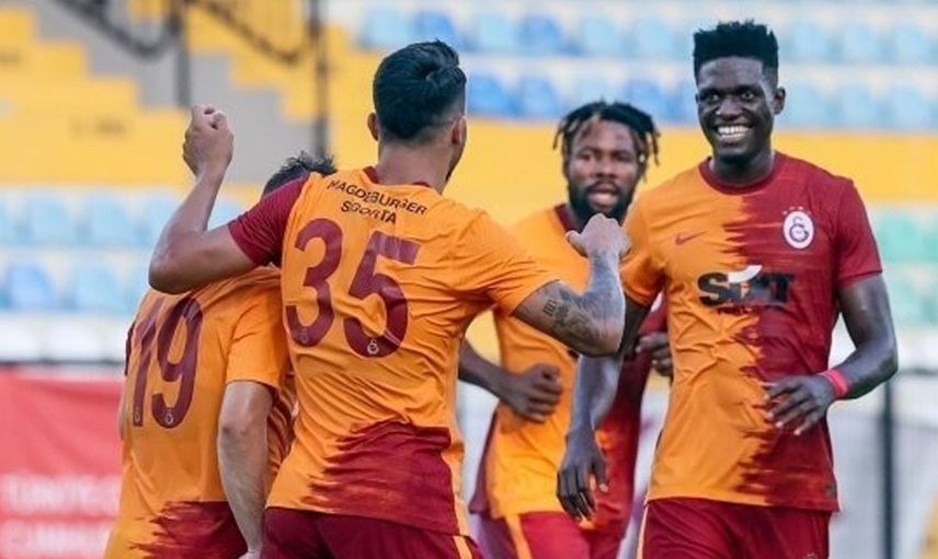 Belçika ekibi Charleroi, Galatasaray'dan kiralanan Valentine Ozornwafor'u satın alma opsiyonlu transfer etti!