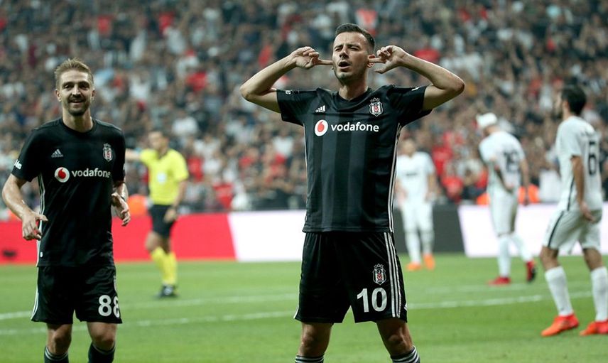 Beşiktaş ile sezon sonunda sözleşmesi sona erecek olan Oğuzhan Özyakup transferi için Trabzonsporla görüşüyor!