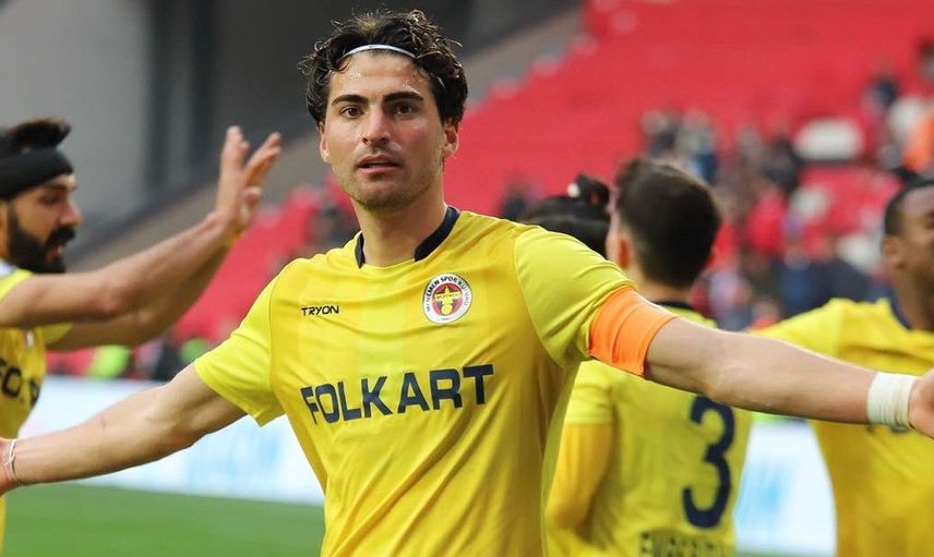 Beşiktaş, Menemenspor formasını terleten Ahmet Sagat'ı transfer gündemine aldı!