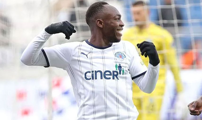 Beşiktaş, Süper Lig ekiplerinden Kasımpaşa'nın formasını giyen Jackson Muleka'nın transferi için harekete geçti!