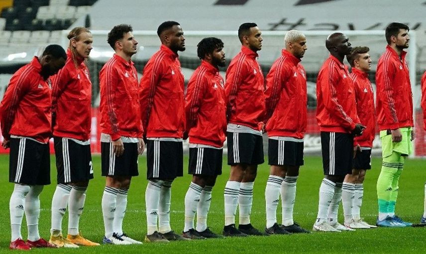 Beşiktaşlı Oğuzhan Özyakup'a Medipol Başakşehir Talip Oldu!