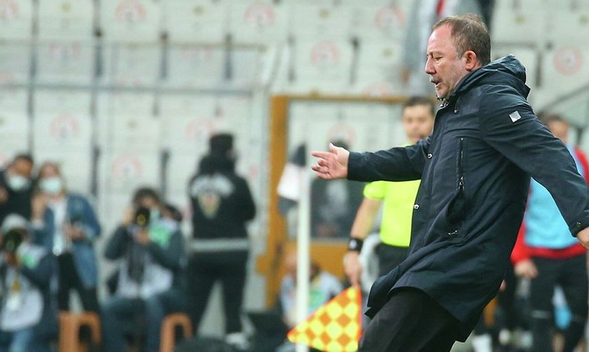 Beşiktaşlı Sergen Yalçın'ı Bekleyen Tehlike!