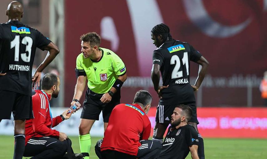 Beşiktaş'ta Yaşanan Sakatlıkların Nedeni Ortaya Çıkmaya Başlıyor!
