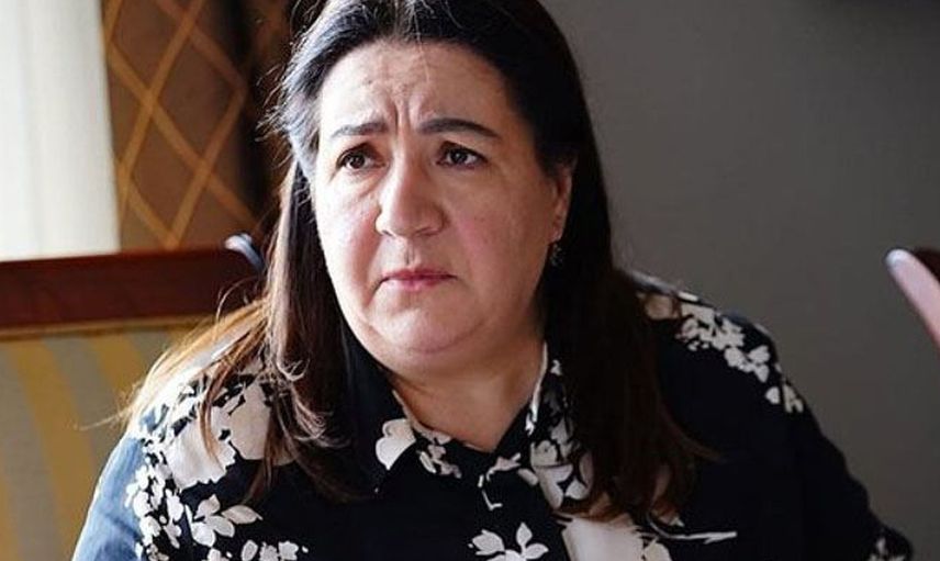 Beyin Tümörü Teşhisi Konulan Oyuncu Hülya Uyar Sosyal Medyadan Paylaşımda Bulundu