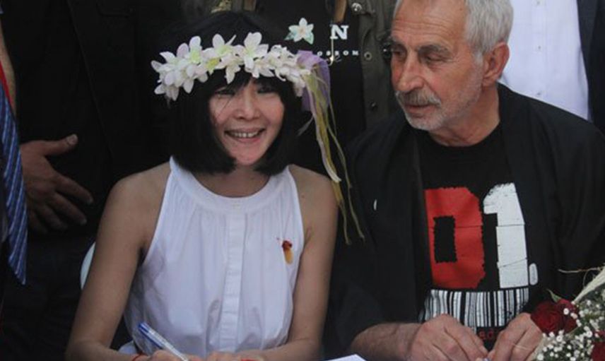 Miho Shimotashiro kimdir? Beyin kanaması nedeniyle kaldırıldığı hastaneden hayatını kaybeden Rıza Akın'ın eşi Miho Shimotashiro'dan ilk açıklama!