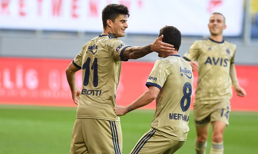 Fenerbahçe Diego Perotti İle Yollarını Ayırıyor!