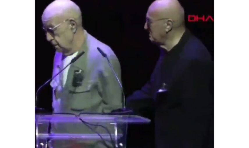 Cenazede korku dolu anlar: Mazhar Alanson 52 yıllık dostu Özkan Uğur’a veda ederken rahatsızlandı