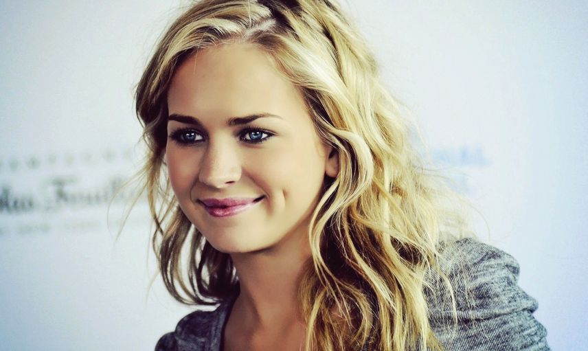 Britt Robertson Kimdir? Britt Robertson Boyu Kaç, Kilosu Kaç, Aslen Nereli, Sevgilisi Kimdir?