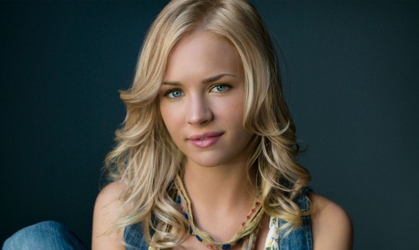 Britt Robertson Kimdir? Britt Robertson Boyu Kaç, Kilosu Kaç, Aslen Nereli, Sevgilisi Kimdir?