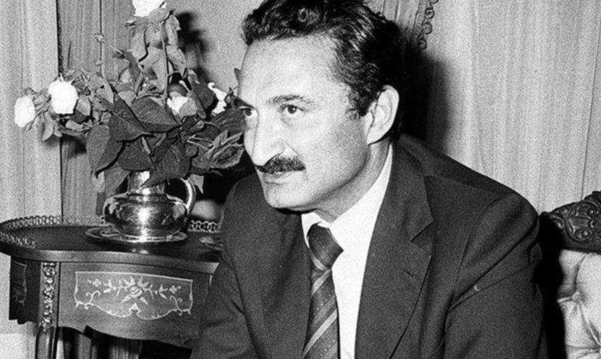 Bülent Ecevit Kimdir?