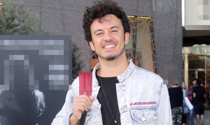 Buray Samimi Tavırlarıyla Dikkat Çekti