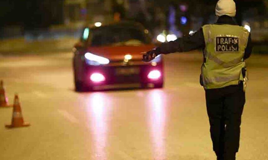 Bursa'da Alkollü Sürücü Şaşkına Çevirdi: ‘Senin Güzelliğine İçtim’