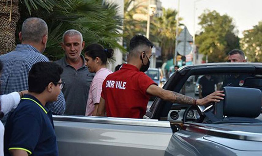 Busenaz Sürmeneli, Altın Madalya Sonrası Trabzonspor'un Başkanı İbrahim Hacıosmanoğlu İle Nusret’e Gitti