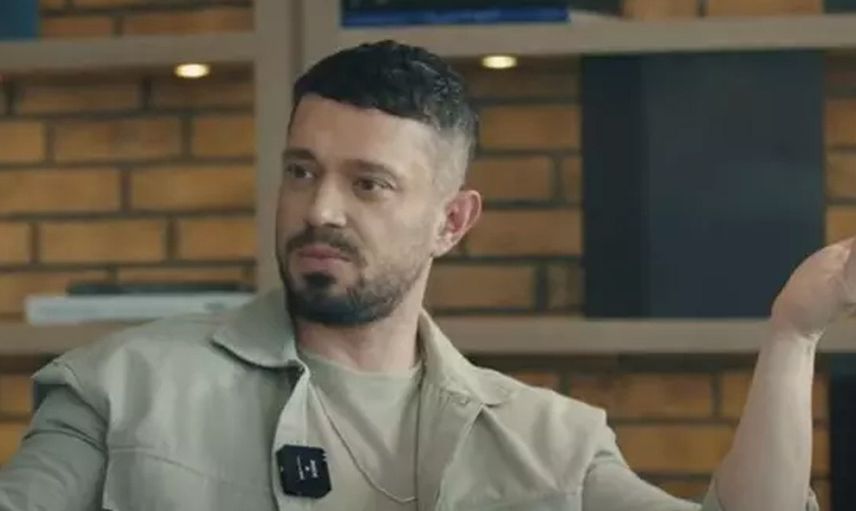 Tuba Büyüküstün ile öpüşme sahneleri olay olmuştu: Murat Boz'dan bomba itiraf! ''Beni sinirlendirdi''
