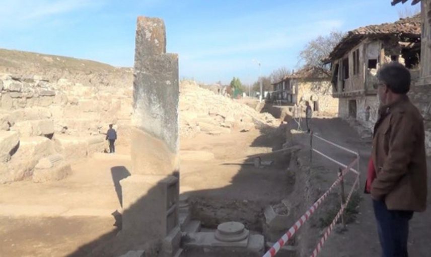 Kütahya'da Bir İlginç Olay! Gören Bir Daha Bakıyor