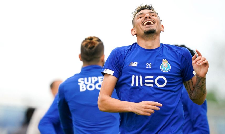 Fenerbahçe Tiquinho Soares'i Transfer Etmek İstiyor!